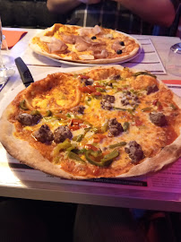 Pizza du Restaurant B52 à Ambérieu-en-Bugey - n°2