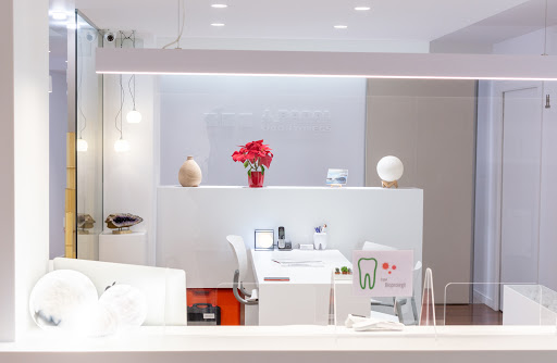 Centre Dental J. Badal en Terrassa, Barcelona