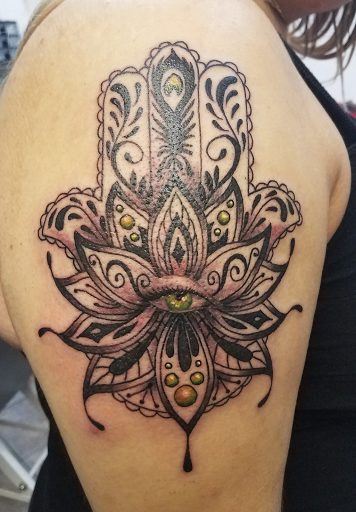 Tattoo Shop «Skullaztyx Art & Tattoo», reviews and photos, 1108 Leopard St, Corpus Christi, TX 78401, USA