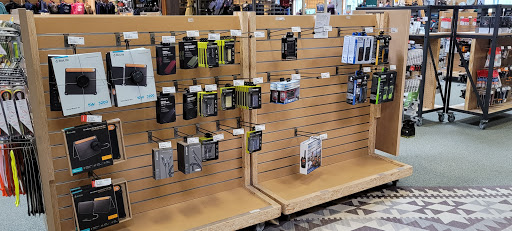 Camping Store «REI», reviews and photos, 888 Willow Rd, Northbrook, IL 60062, USA