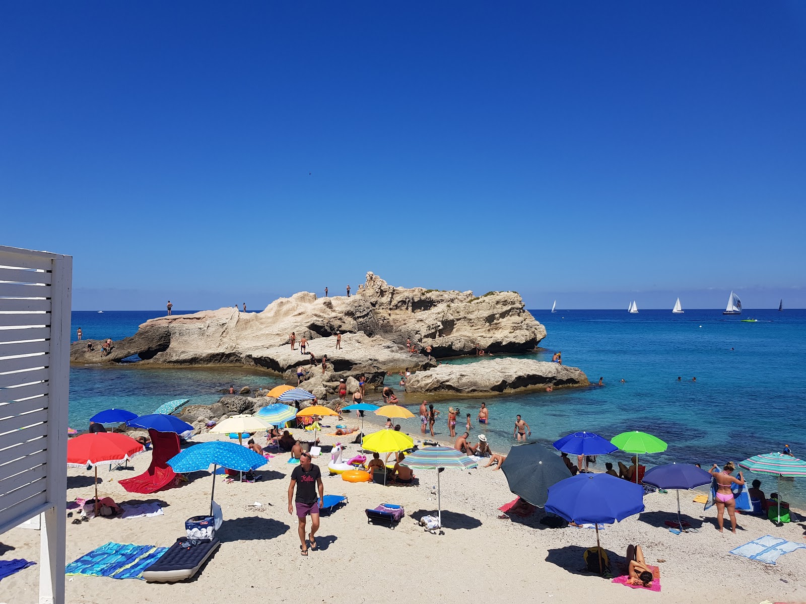 Valokuva Spiaggia di Riaciista. ja sen kaunis maisema