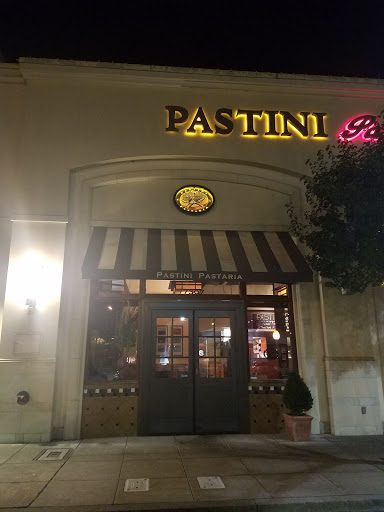 Shopping Mall «Bridgeport Village», reviews and photos, 7455 SW Bridgeport Rd, Tigard, OR 97224, USA