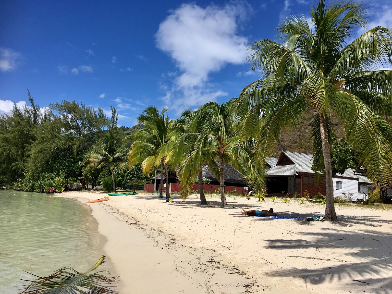 Foto von Plage des tipaniers mit geräumige küstenlinie
