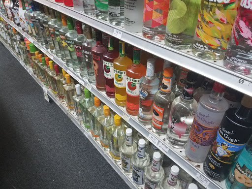 Liquor Store «Bay Shore Wine & Liquor», reviews and photos, 2058 Sunrise Hwy, Bay Shore, NY 11706, USA