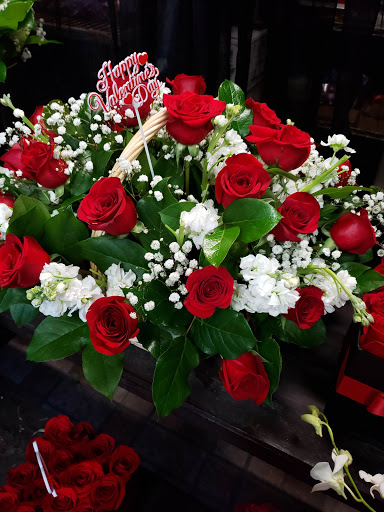 Florist «Island Leis & Bouquets», reviews and photos, 23726 S Main St, Carson, CA 90745, USA