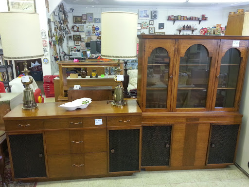 Used Furniture Store «Bargain Land USA», reviews and photos, 1906 E Railroad St, Heidelberg, PA 15106, USA