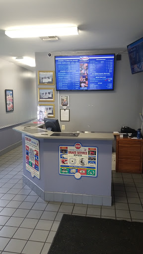 Oil Change Service «SpeeDee Oil Change & Auto Service», reviews and photos, 683 Folly Rd, Charleston, SC 29412, USA