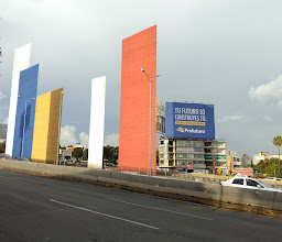 Torres de Satélite photo