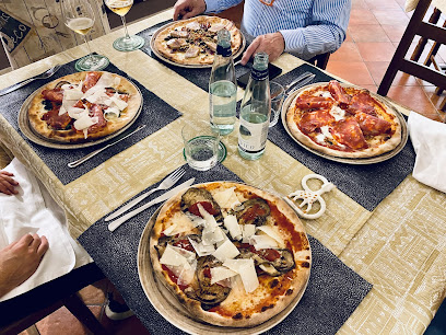 Pizzeria Ai Frati - Via dei Cappuccini, 69, 38121 Trento TN, Italy