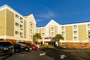 Candlewood Suites Ft Myers I-75, an IHG Hotel image
