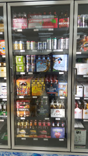 Liquor Store «Turnpike Wine & Spirits», reviews and photos, 1943 Berlin Turnpike, Berlin, CT 06037, USA