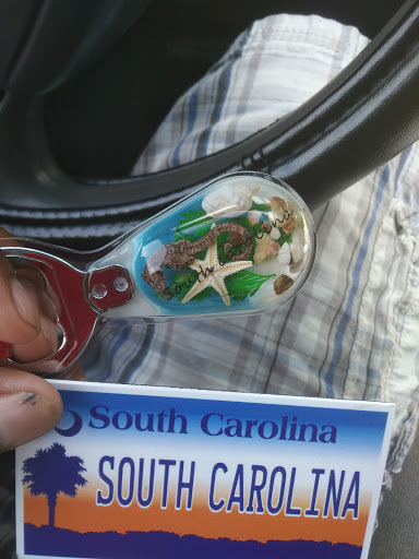 Thrift Store «Bargain Hunters Thrift Store», reviews and photos, 7020 Albemarle Rd, Charlotte, NC 28227, USA