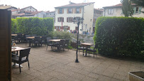 Atmosphère du Restaurant La Pizza à Vals-près-le-Puy - n°4