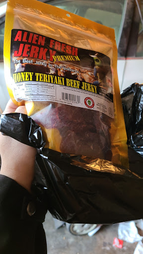 Liquor Store «Pasha Market Liquor», reviews and photos, 10054 Magnolia Ave, Riverside, CA 92503, USA