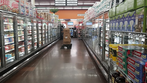 Grocery Store «Holiday Market», reviews and photos, 10952 Combie Rd #12, Auburn, CA 95602, USA