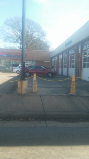 Tire Shop «Firestone Complete Auto Care», reviews and photos, 3507 Poplar Ave, Memphis, TN 38111, USA