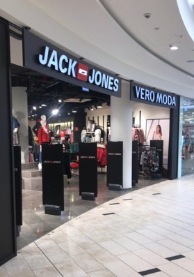 JACK & JONES