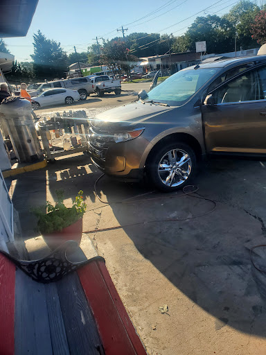 Jeff's Reconditioning en Graham