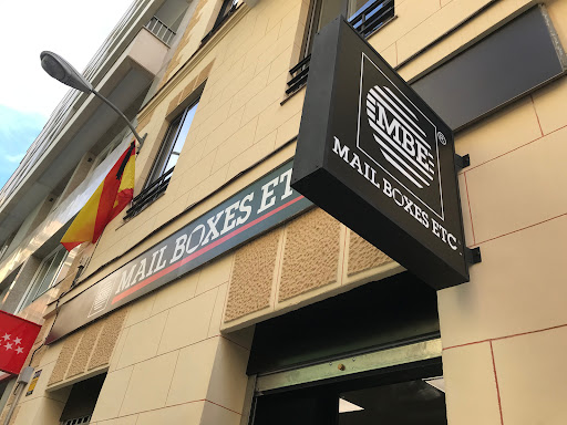 Mail Boxes Etc. - Centro MBE 3007