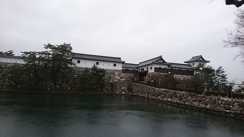 今治城 裏高麗門 愛媛県今治市通町 城 グルコミ