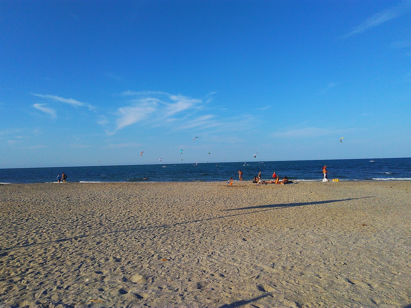 Fotografie cu West beach cu o suprafață de apa turcoaz