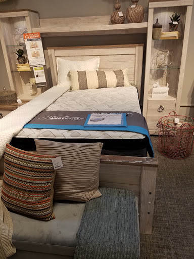 Furniture Store «Ashley HomeStore», reviews and photos, 7900 US Hwy 19 N, Pinellas Park, FL 33781, USA