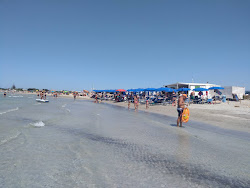 Zdjęcie Spiaggia Torrazza z przestronna linia brzegowa