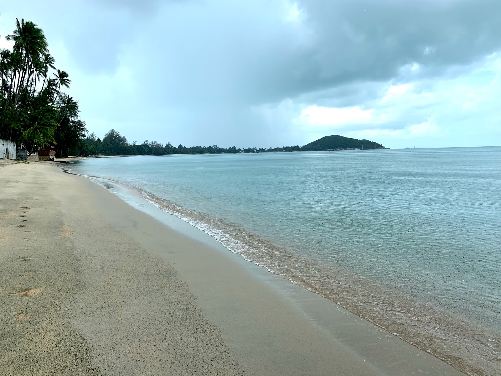 Foto af Lipa Noi Beach delvist hotelområde