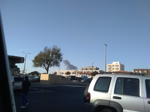 Grocery Store «Grocery Outlet Bargain Market», reviews and photos, 401 Marin St, Vallejo, CA 94590, USA