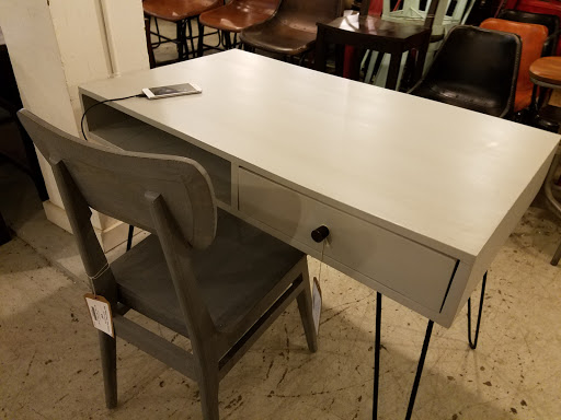 Furniture Store «Wrightwood Furniture», reviews and photos, 3036 3036 North Lincoln Avenue, Chicago, IL 60657, USA