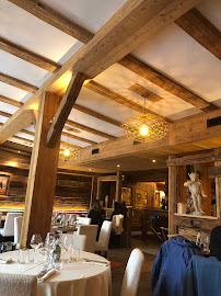 Atmosphère du Restaurant Le Carrousel à Chamonix-Mont-Blanc - n°10