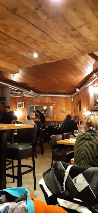 Atmosphère du Restaurant français Restaurant L'etage à Morzine - n°3