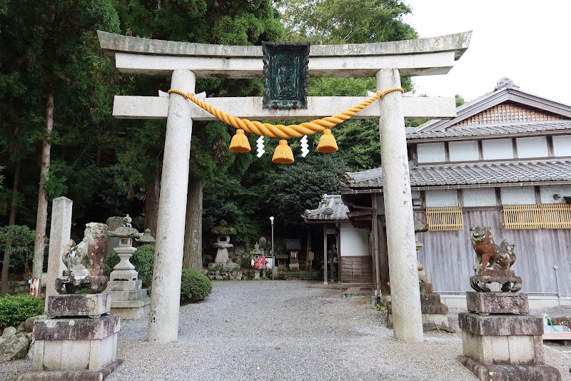 礒崎神社