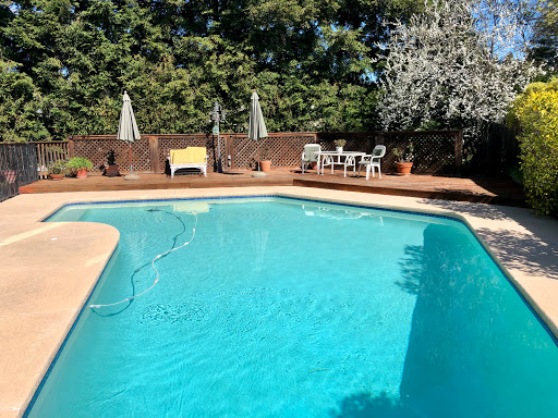 Pool cleaning service Richmond