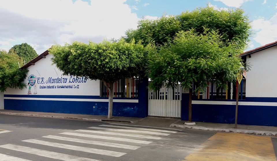 Centro Educacional Monteiro Lobato