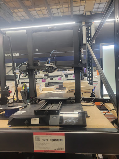 Micro Center image
