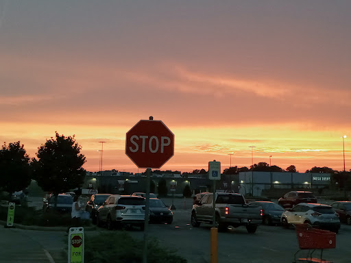 Shopping Mall «College Mall», reviews and photos, 2894 E 3rd St, Bloomington, IN 47401, USA