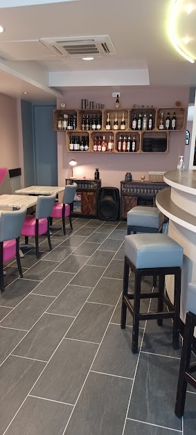 Le Diplomate :bar brasserie restaurant à Montataire