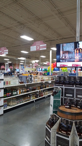 Liquor Store «Lukas Liquor Superstore», reviews and photos, 13657 Washington St, Kansas City, MO 64145, USA