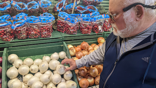 Grocery Store «Garlic World», reviews and photos, 4800 Monterey Rd, Gilroy, CA 95020, USA