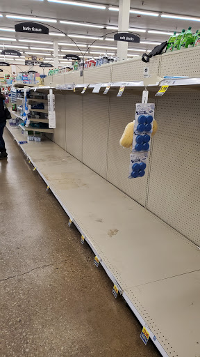 Shopping Mall «Southwest Square Shopping Center», reviews and photos, 2161 Eakin Rd, Columbus, OH 43223, USA