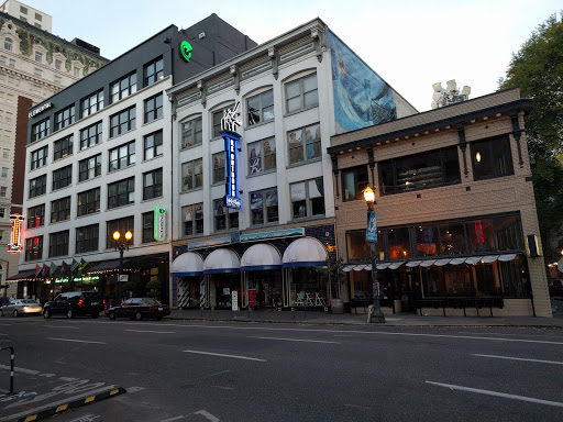 Outdoor Sports Store «U.S. Outdoor», reviews and photos, 219 SW Broadway, Portland, OR 97205, USA