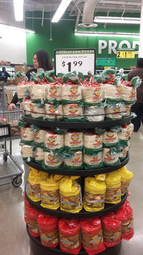 Grocery Store «Food 4 Less», reviews and photos, 1410 W Foothill Blvd, Rialto, CA 92376, USA