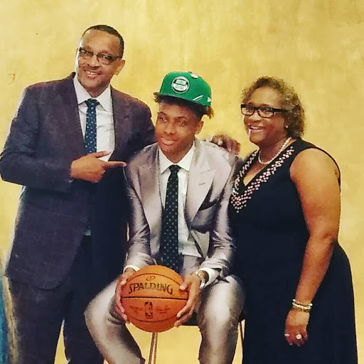 Barber Shop «Nu Look Barber & Styling Shop», reviews and photos, 1626 Spring St, Jeffersonville, IN 47130, USA