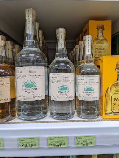 Liquor Store «Wine So Fine & Liquors», reviews and photos, 3275 Richmond Ave, Staten Island, NY 10312, USA