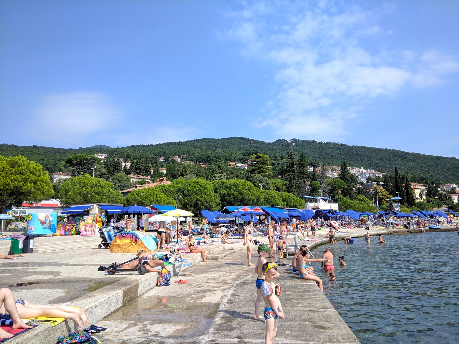 Foto av Icici beach och bosättningen