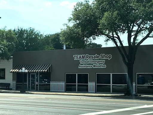 Used Clothing Store «T.E.A.M. Resale Shop», reviews and photos, 300 W Main St, Tomball, TX 77375, USA