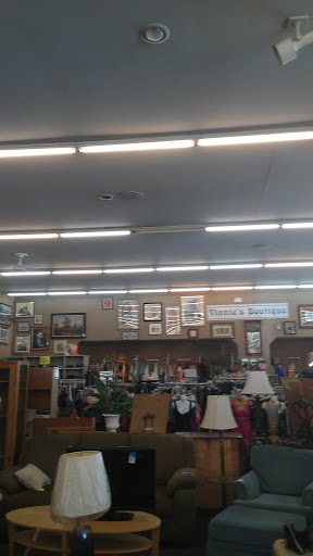 Non-Profit Organization «Society of St. Vincent de Paul - Sunnyslope Thrift Store», reviews and photos, 8231 N 7th St, Phoenix, AZ 85020, USA