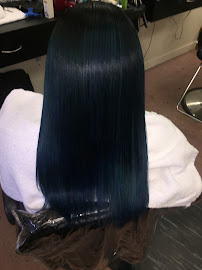 Finesse Beauty Salon - Photo 7 - Car repair in New Haven, CT, New Haven