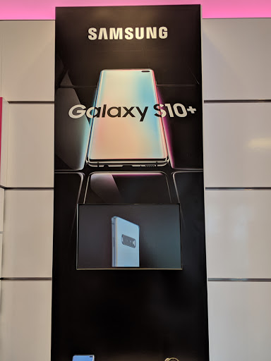 Cell Phone Store «T-Mobile», reviews and photos, 11700 Mukilteo Speedway B200, Mukilteo, WA 98275, USA